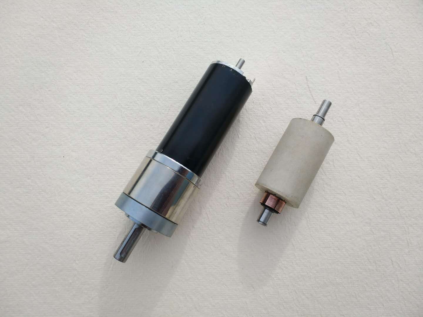 空心杯电机机器人32马达电机