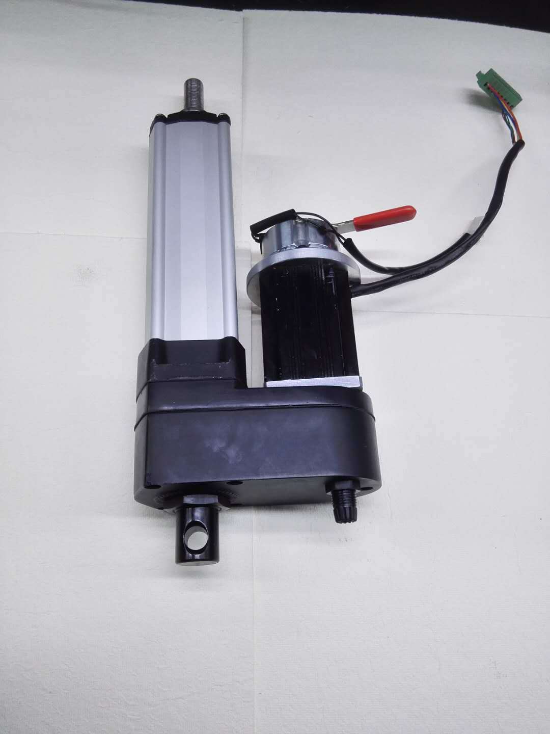 65无刷推杆电机